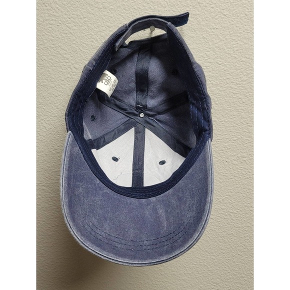 Vancouver Canada Hat - Picture 6 of 7